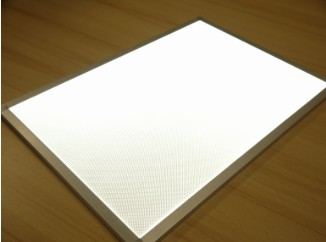 LED導光板交換工事（エントランス前の社名サイン）