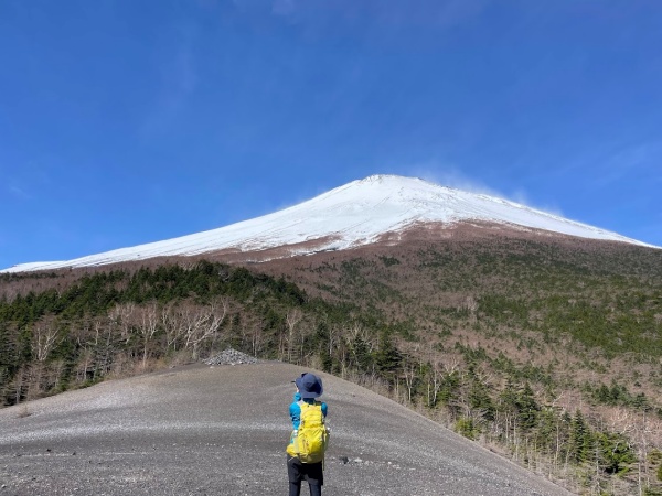 富士山の5合目にハイキングに行きました。